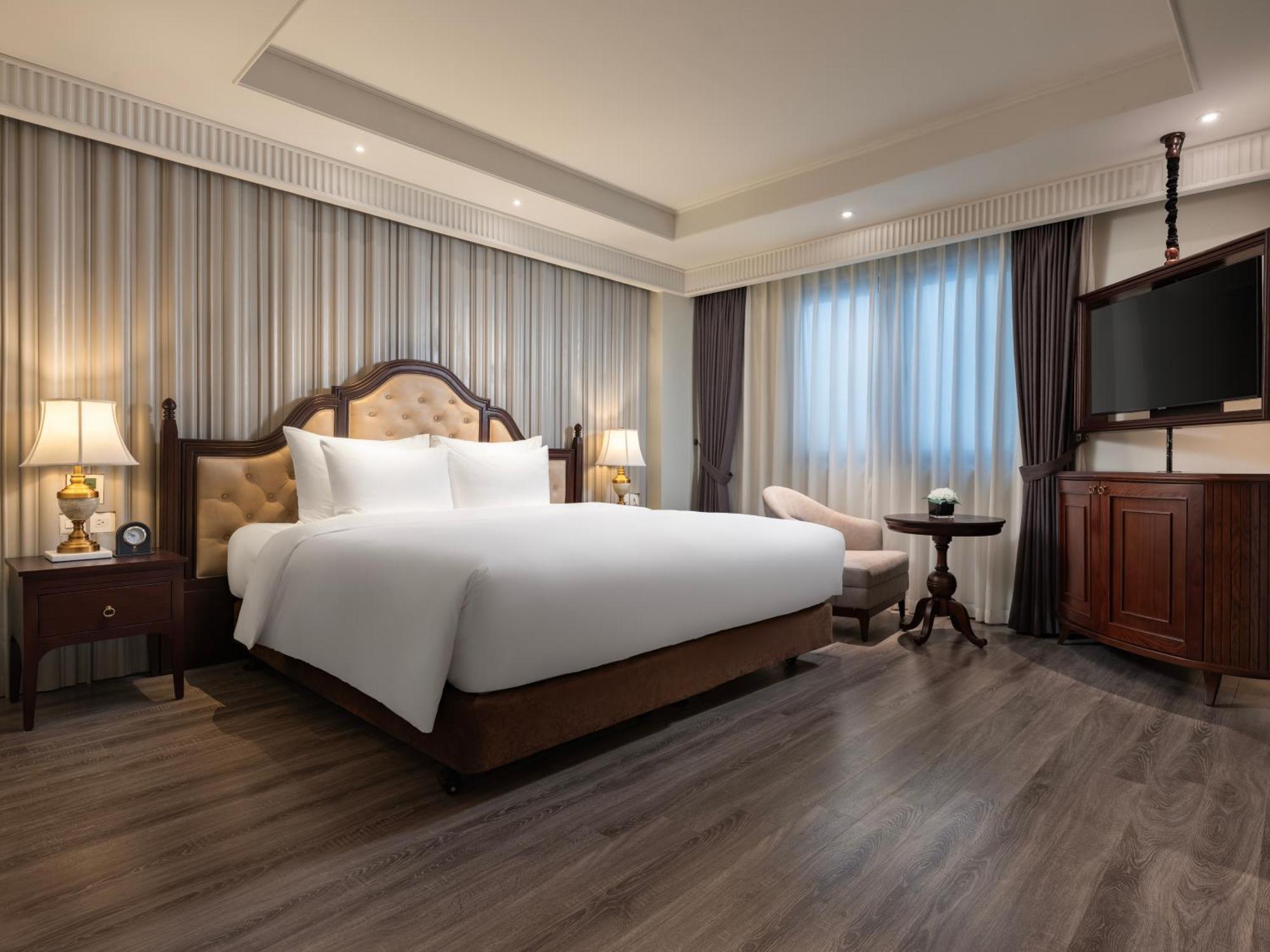 Grand Hotel Du Lac Hanoi Luaran gambar Deluxe Suite