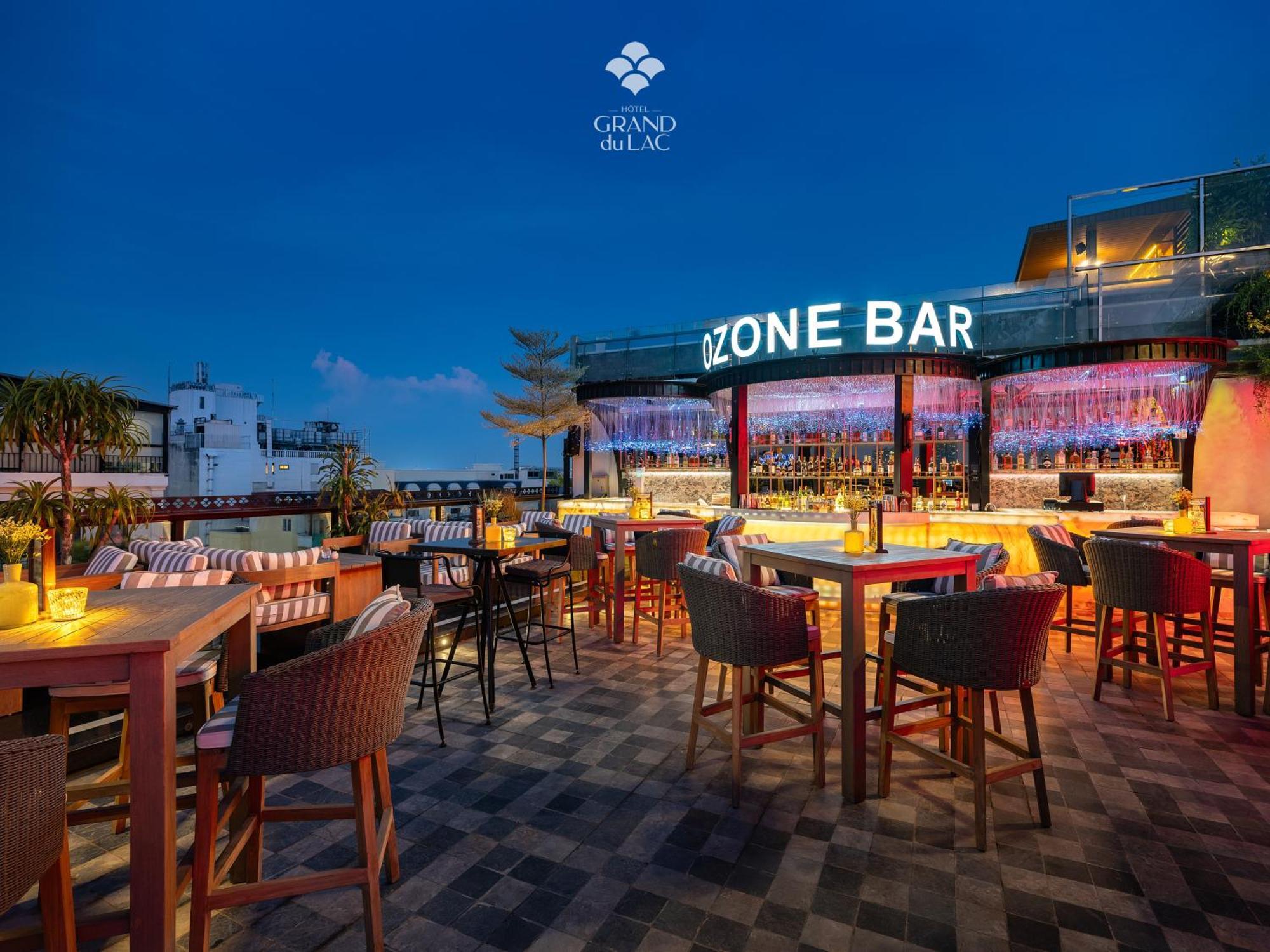 Grand Hotel Du Lac Hanoi Luaran gambar ZONE BAR